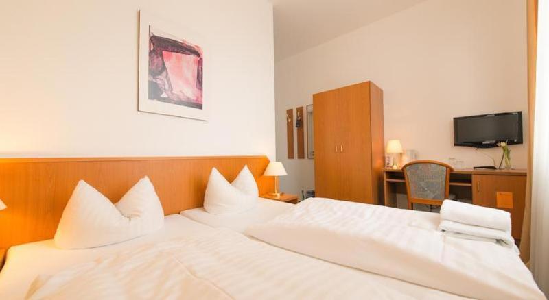 Goethe Hotel Messe By Trip Inn فرانكفورت الغرفة الصورة